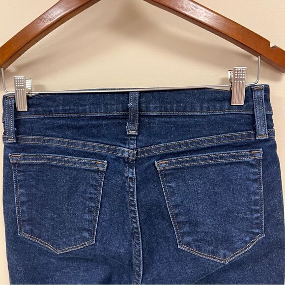 J Crew dark Wash “8 “ toothpick jeans Sz 27 - Picture 4 of 5